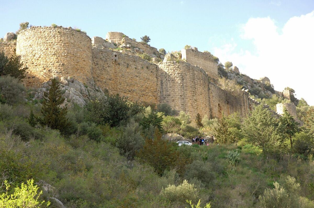 Kozan Kalesi surları